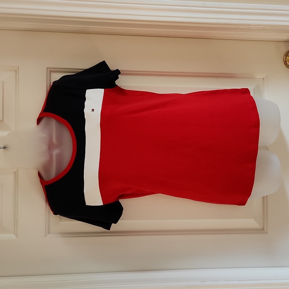 TOMMY HILFIGER Red White and Blue T-Shirt Size M